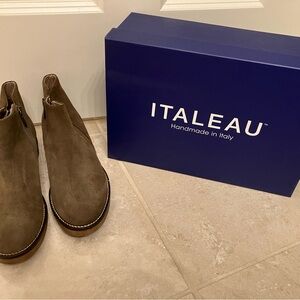 Italeau Women's Tan Ankle Booties